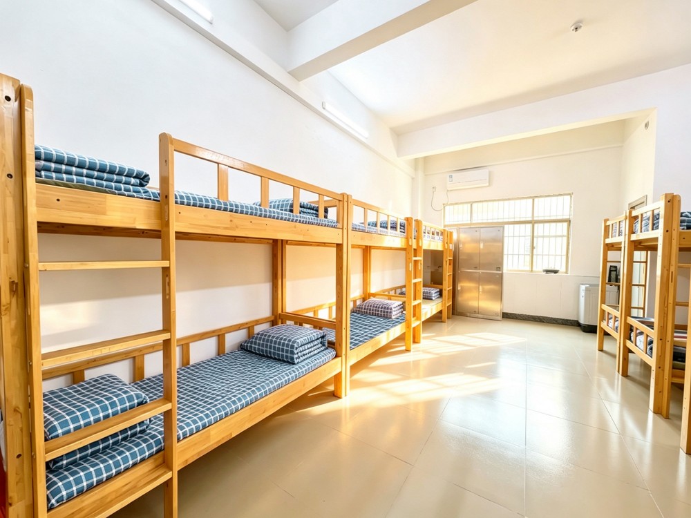 扬州叛逆期孩子全封闭教育学校怎么联系?本地素质培育机构选择指南